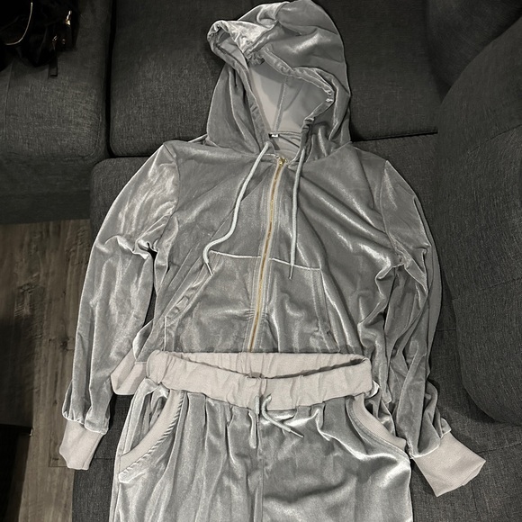 Grey Velour Crop Tracksuit (NEW) - Picture 3 of 3